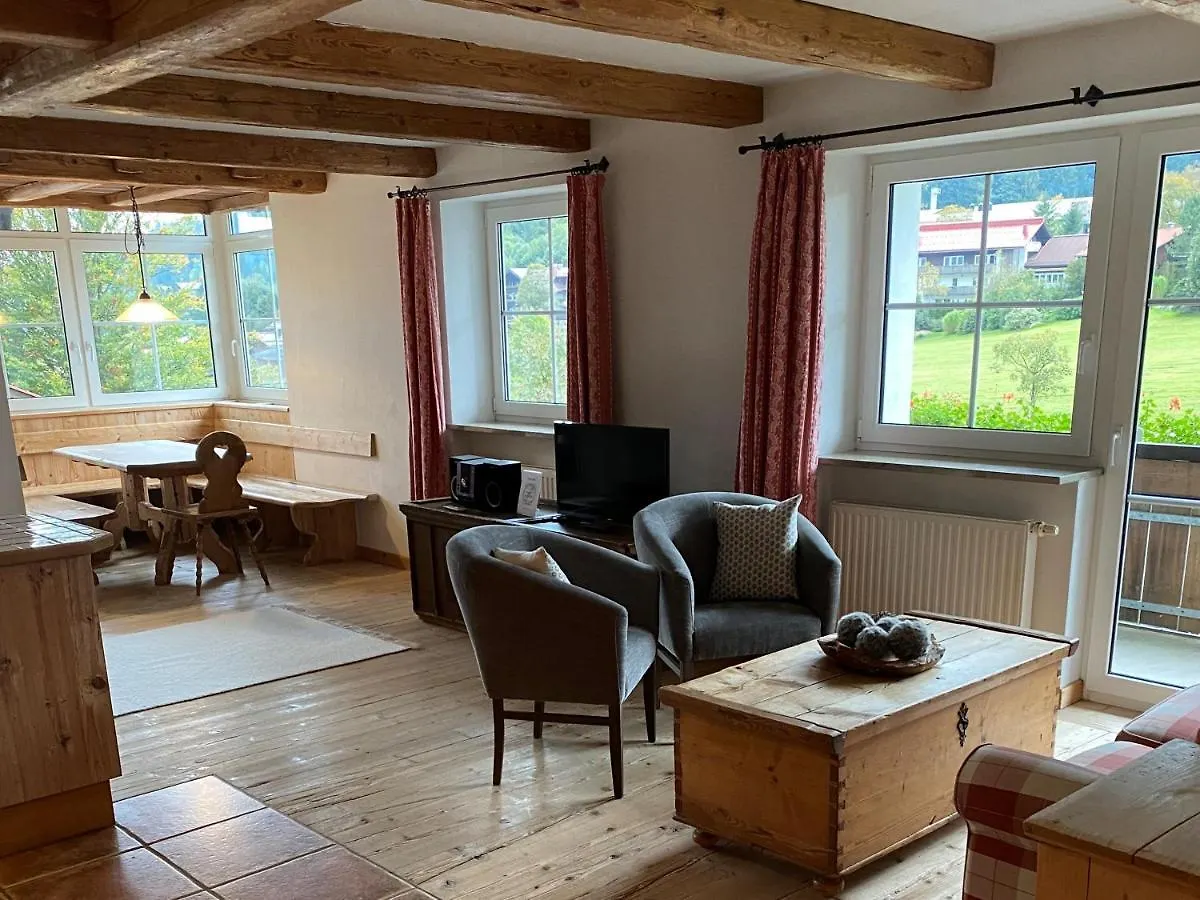 Chalet Jochpass: Ferienwohnungen with Hotel Lanig Wellness Access Bad Hindelang