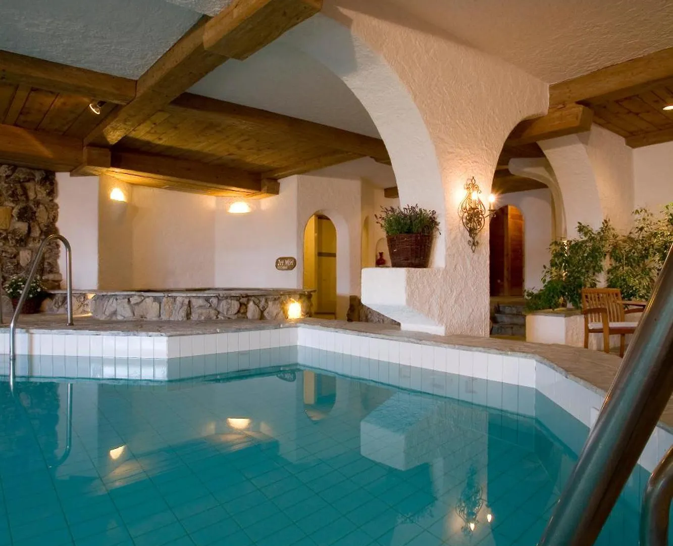 Apartment Chalet Jochpass: Ferienwohnungen with Hotel Lanig Wellness Access Bad Hindelang Germany